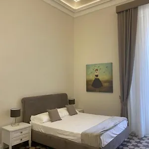Apartament Domus Iole Nel Centro Storico, Katania